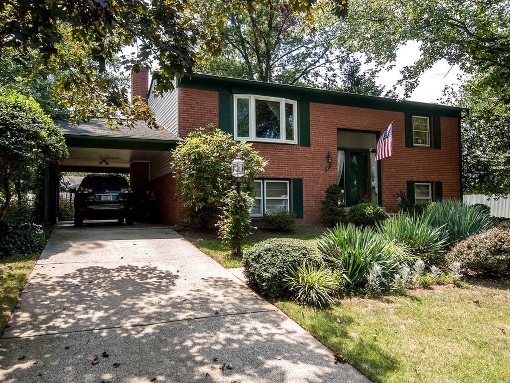Photo - 13711 Pennsboro Dr Unidad Walkout Basement