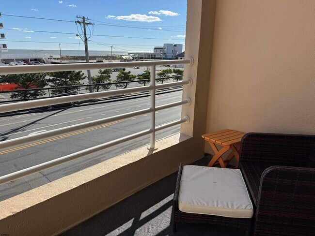 Photo - 9101 Atlantic Ave Unidad 202-July