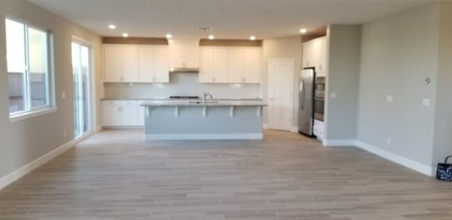 Photo - 1561 Osborn Dr