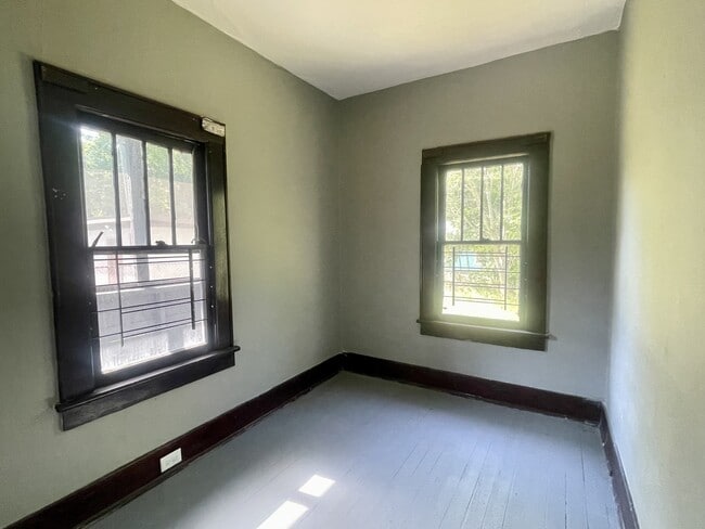 Photo - 2512 Boone St