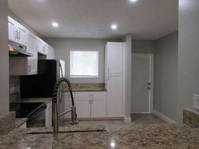 Photo - 11448 NW 42nd St
