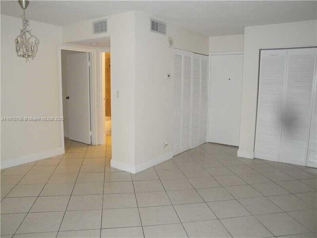 Photo - 17021 N Bay Rd Unit 104