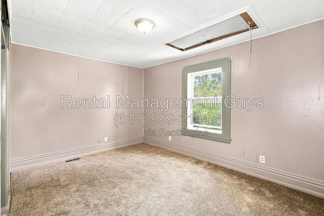 Photo - 2205 10th Ave S