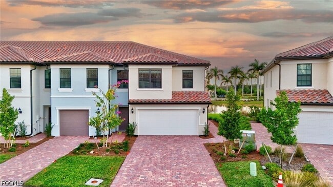 Building Photo - 1424 Weeping Willow Ct