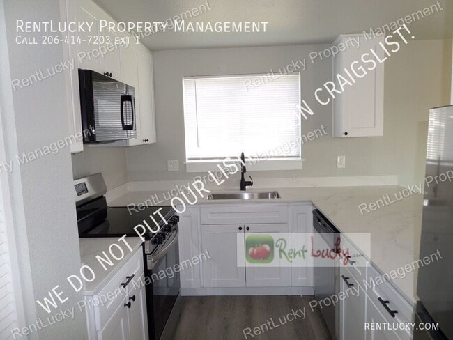 Building Photo - 2612 Laukala Pl Unit C Rental