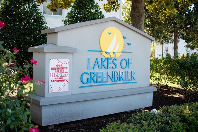 Lakes Of Greenbrier