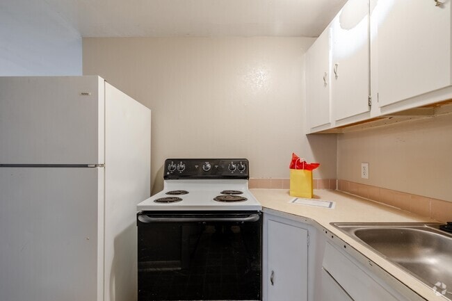 1BR, 1BA - 509SF