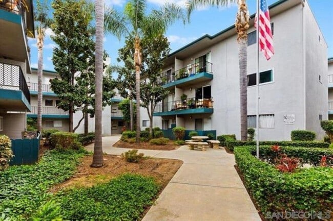 Building Photo - 4885 Cole St Unit 36 Rental