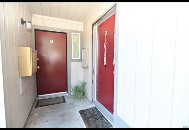 2 Bed/ 1 bath with 1 car garage - 2 Bed/ 1 bath with 1 car garage Rental