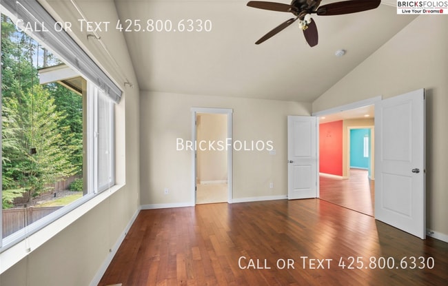 Photo - 10550 Sheridan Cres NE