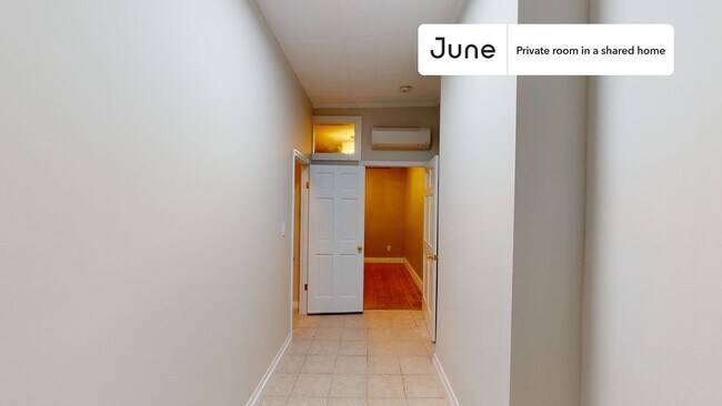 Room in Shared 5 bed/2 bath home in Sunset Park
