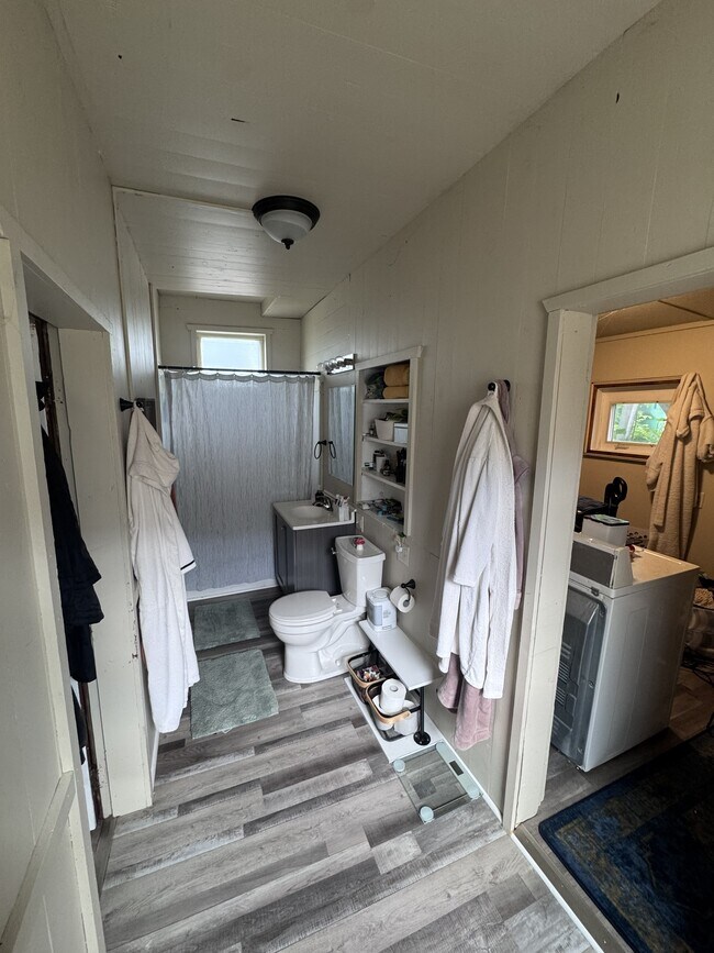 Photo - 208 West Bluff Street