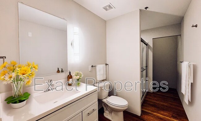 Photo - 800 Broadway Blvd Unidad 101