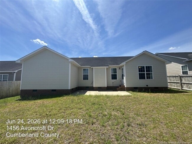 Photo - 1456 Avoncroft Dr