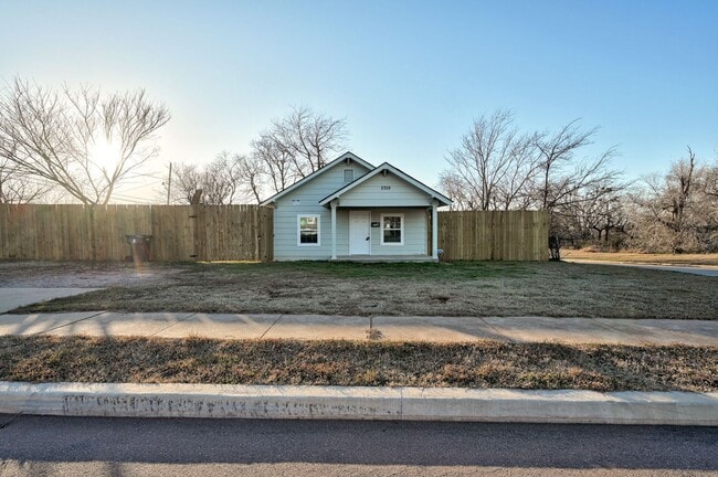 Photo - Cute 2BD/1BTH Home in the Heart of OKC Near OU Medical Center