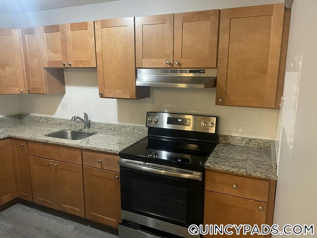 Photo - 55 Elmwood Ave Unit 4