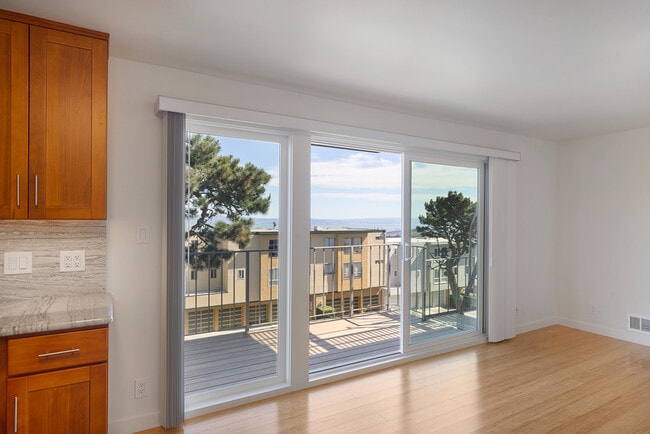 Photo - 67 Parkridge Dr Unit 0