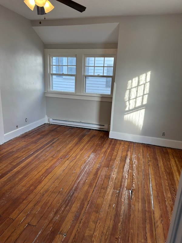 Photo - 1375 Clinton St