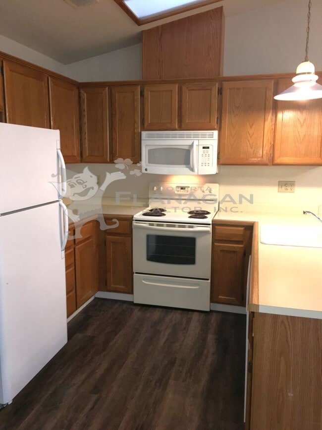 Photo - 3057 W Queens Cir Unidad 3057 W. Queens Circle