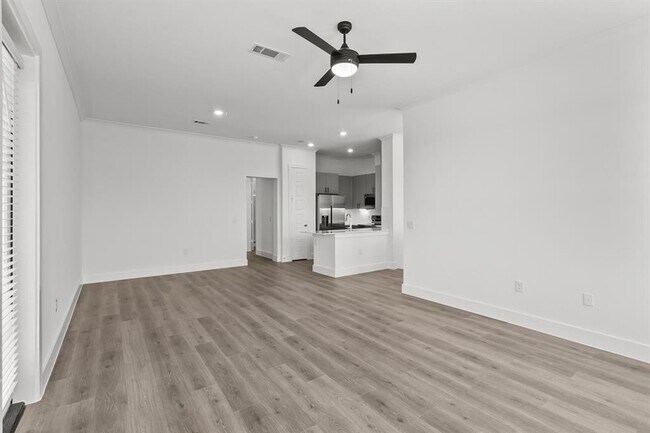 Photo - 1664 Hillside Terrace