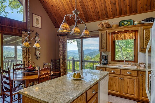Photo - 402 Wilderness Dr