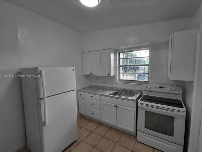 Photo - 7051 NW 21st Ave