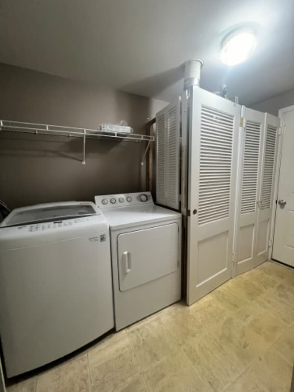 Photo - 524 Majestic Ln