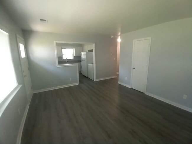 Photo - 223 Woodview Ave Unidad B