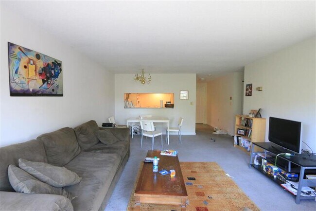 Photo - 175 Beacon St