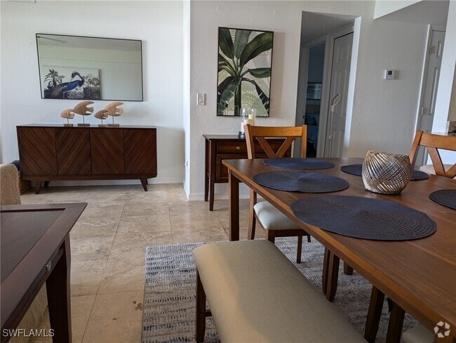 Building Photo - 16000 Bay Pointe Blvd Unit D105 Rental