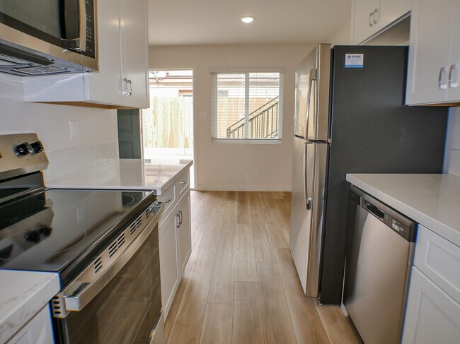 Photo - 1133 Grand Ave