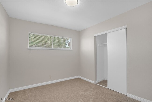 Photo - 416 Rossmoyne Ave