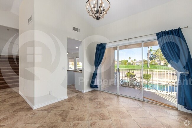 Building Photo - 6638 E Melrose St Rental