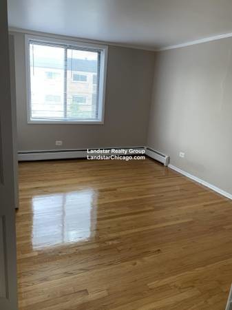 Photo - 1515 W Morse Ave Apartments