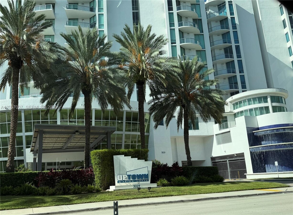 Photo - 3029 NE 188th St Unit 1024