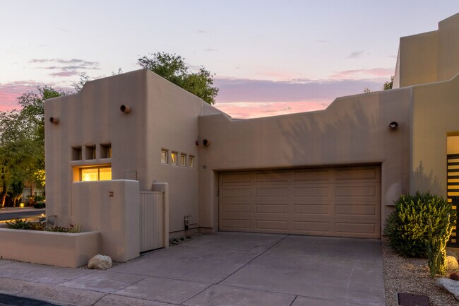 6711 E Camelback Rd