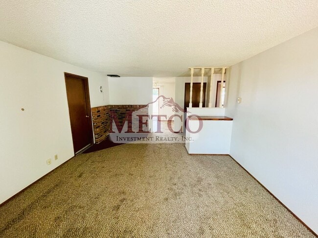 Photo - Nice 2 Bedroom Duplex in Springfield!