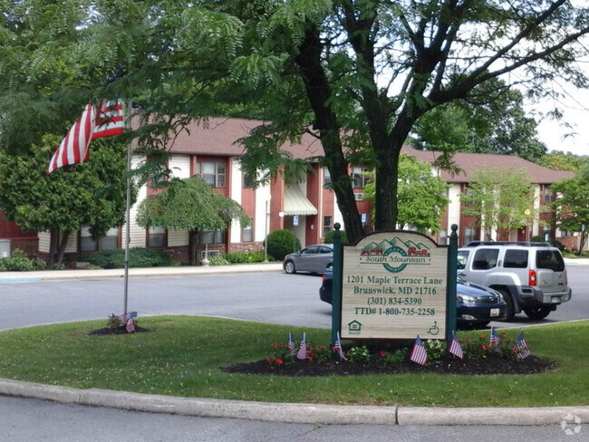 Building Photo - South Mountain Village Rental