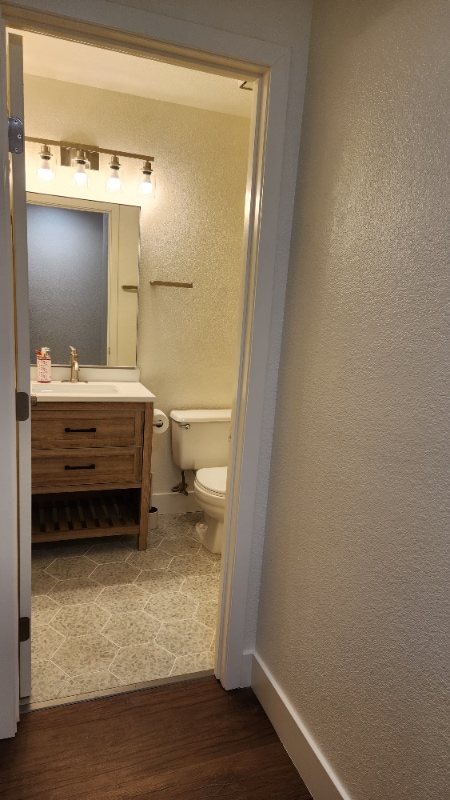 Photo - 4575 Bomark Way