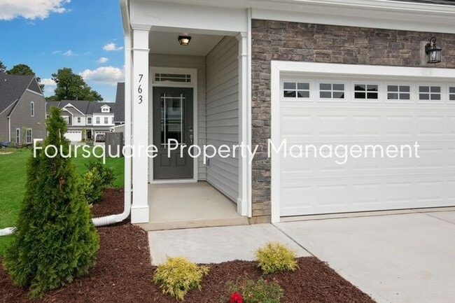 Photo - Bright 3-Bed 2.5-Bath End-Unit Townhome with Washer/ Dryer, Granite Kitchen & 2-Car Garage.Conven...