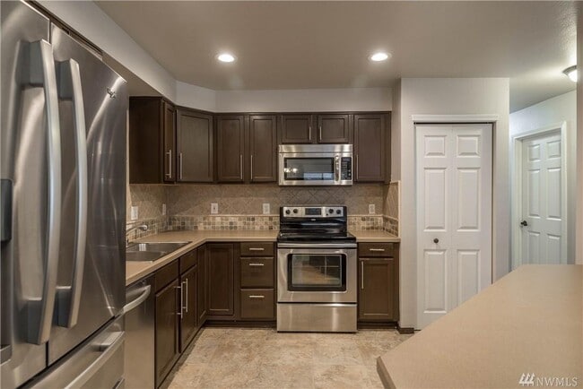 Photo - 2201 192nd St SE Unit V202