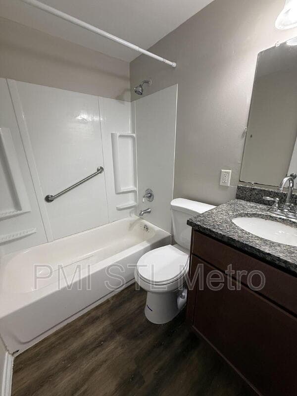 Photo - 5572 Clemens Ave Unidad 1W