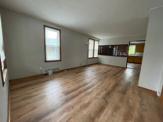 Photo - 1228 Ellis St