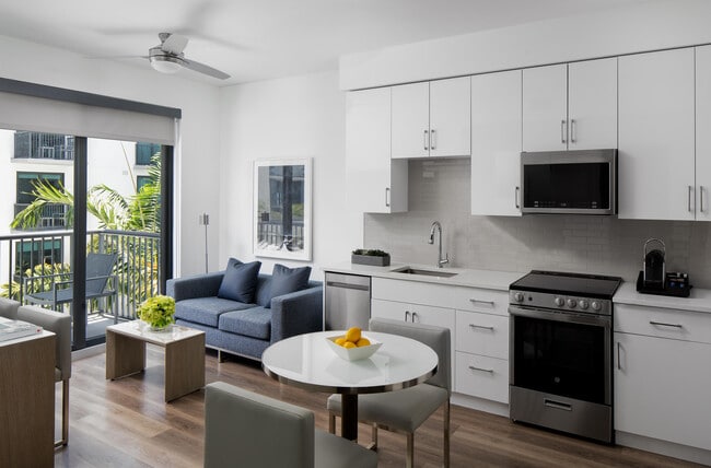 Photo - 695 S Olive Ave Unit #561