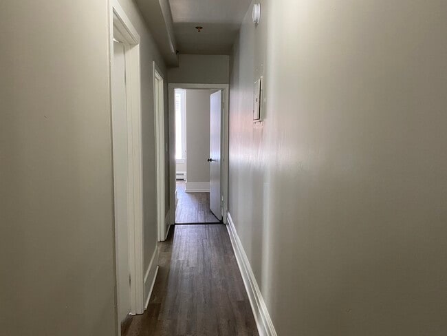 Photo - Hill Cafe Apartments