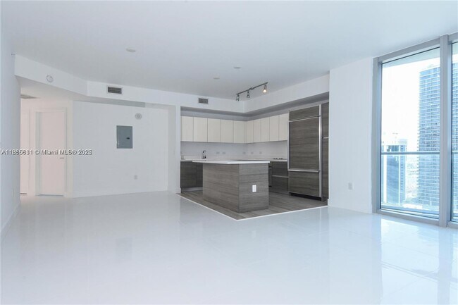 Photo - 1100 S Miami Ave Unidad 2510