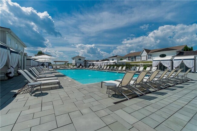 Photo - 1 Tower Dr Unidad 506