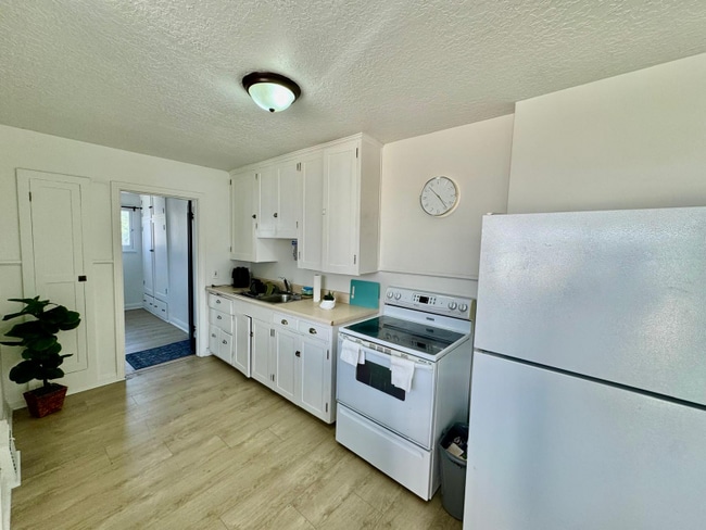 Photo - 440 E Garfield Ave