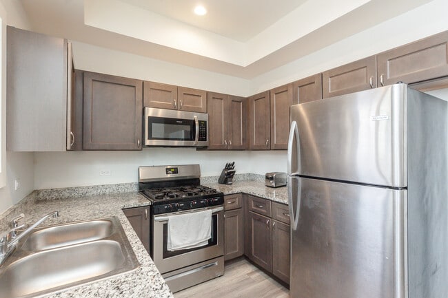 Photo - 3143 N Monticello Ave Unit 2