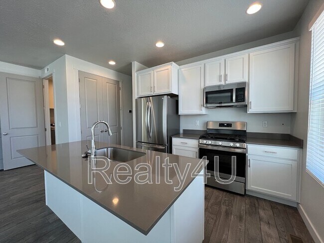 2771 North 3870 West